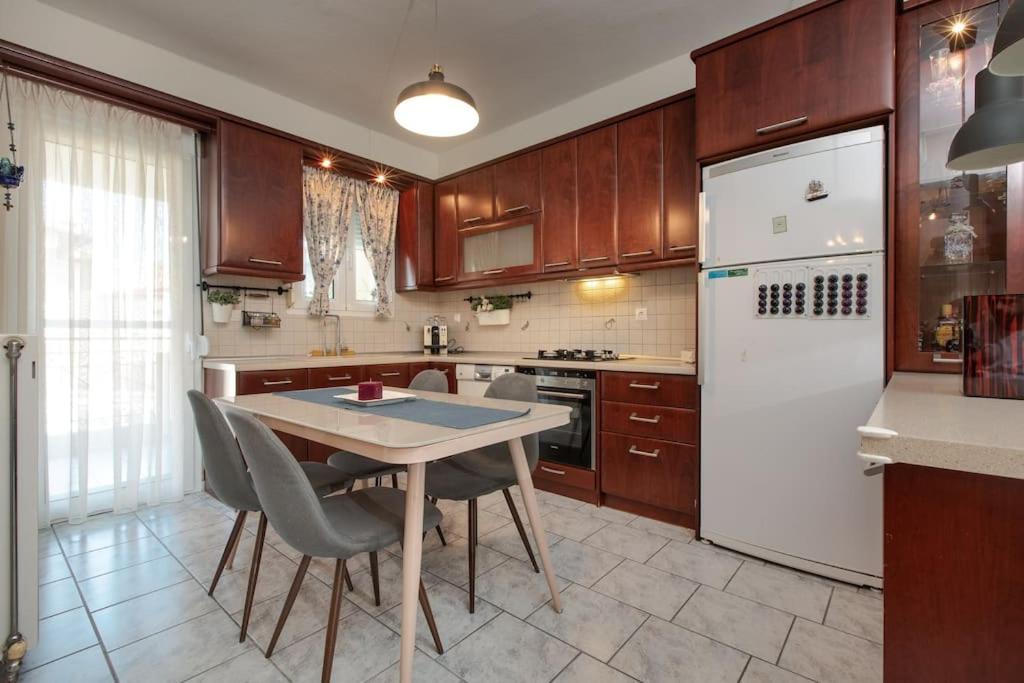 Tommy'S Family Apartment Катеріні Екстер'єр фото